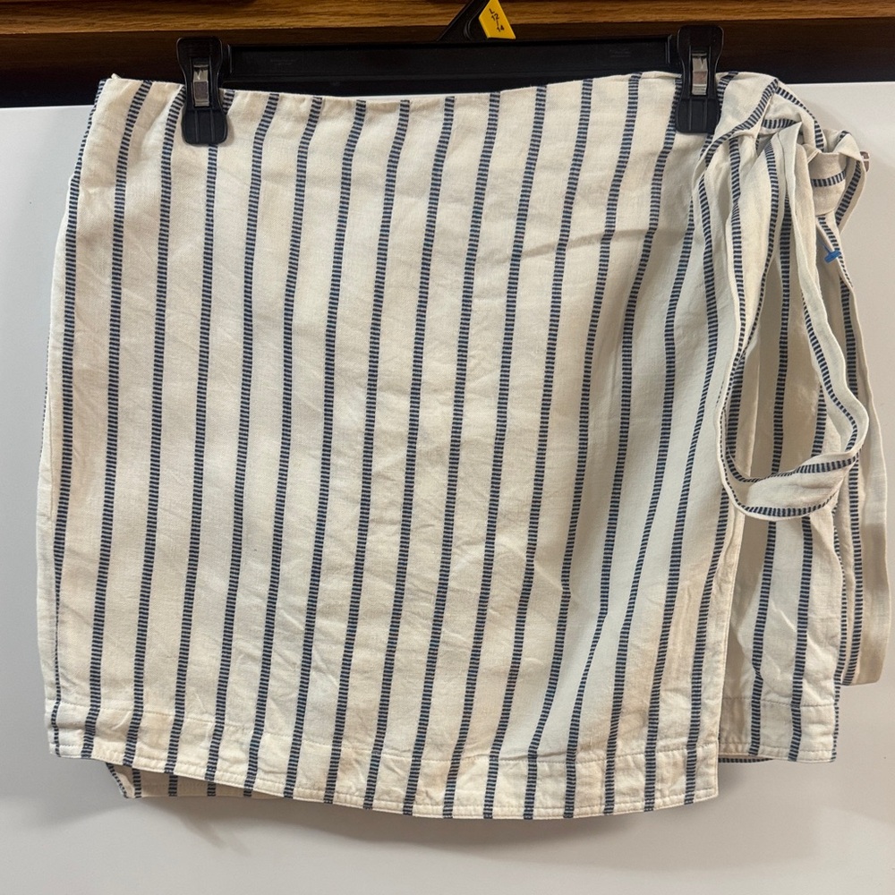 Theory Navy and White Striped Pencil Skirt